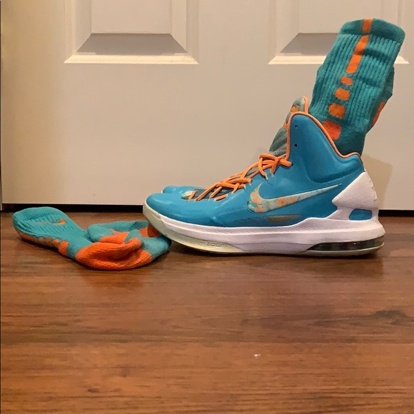 kd v easter